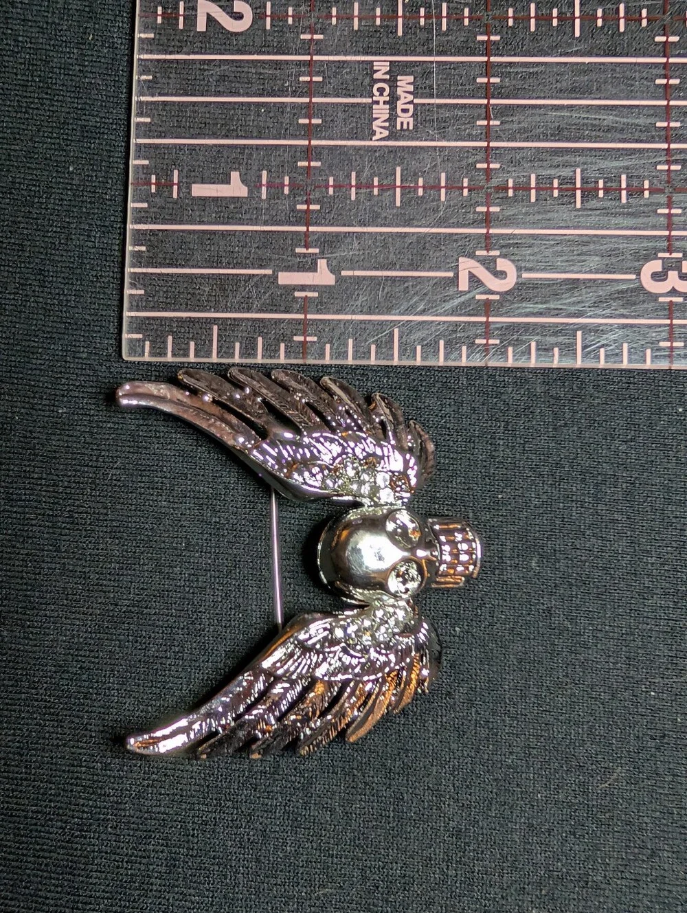 Winged Skull Decorative Pin Brooch - Silver Tone
